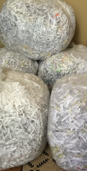Picture of 5 bags of shredded paper